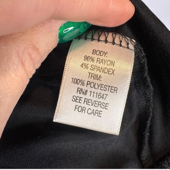 Fifth Sun Black and Gold Tiger Graphic Long Sleeve top size small sheer hemline - Picture 8 of 8